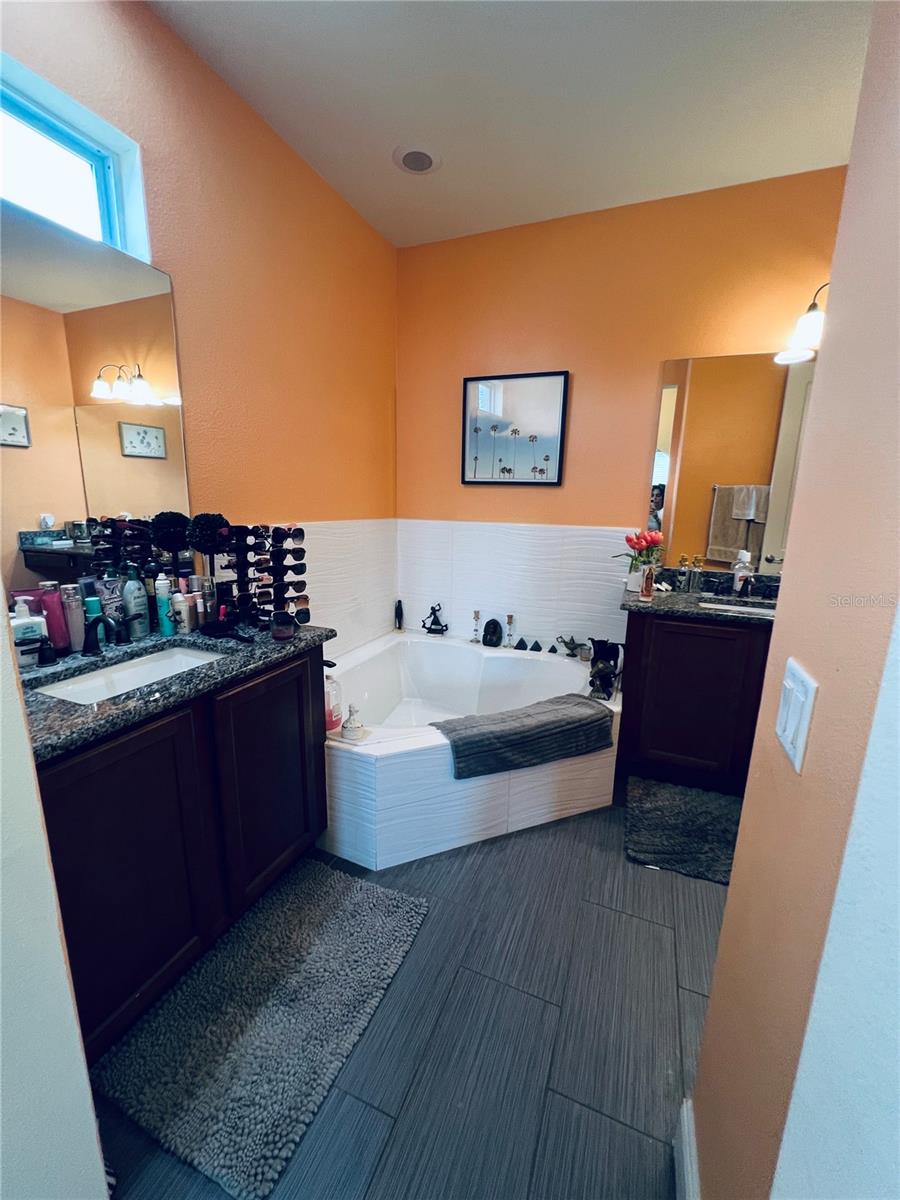 480 BELLISSIMO PL, HOWEY IN THE HILLS, FL, 34737