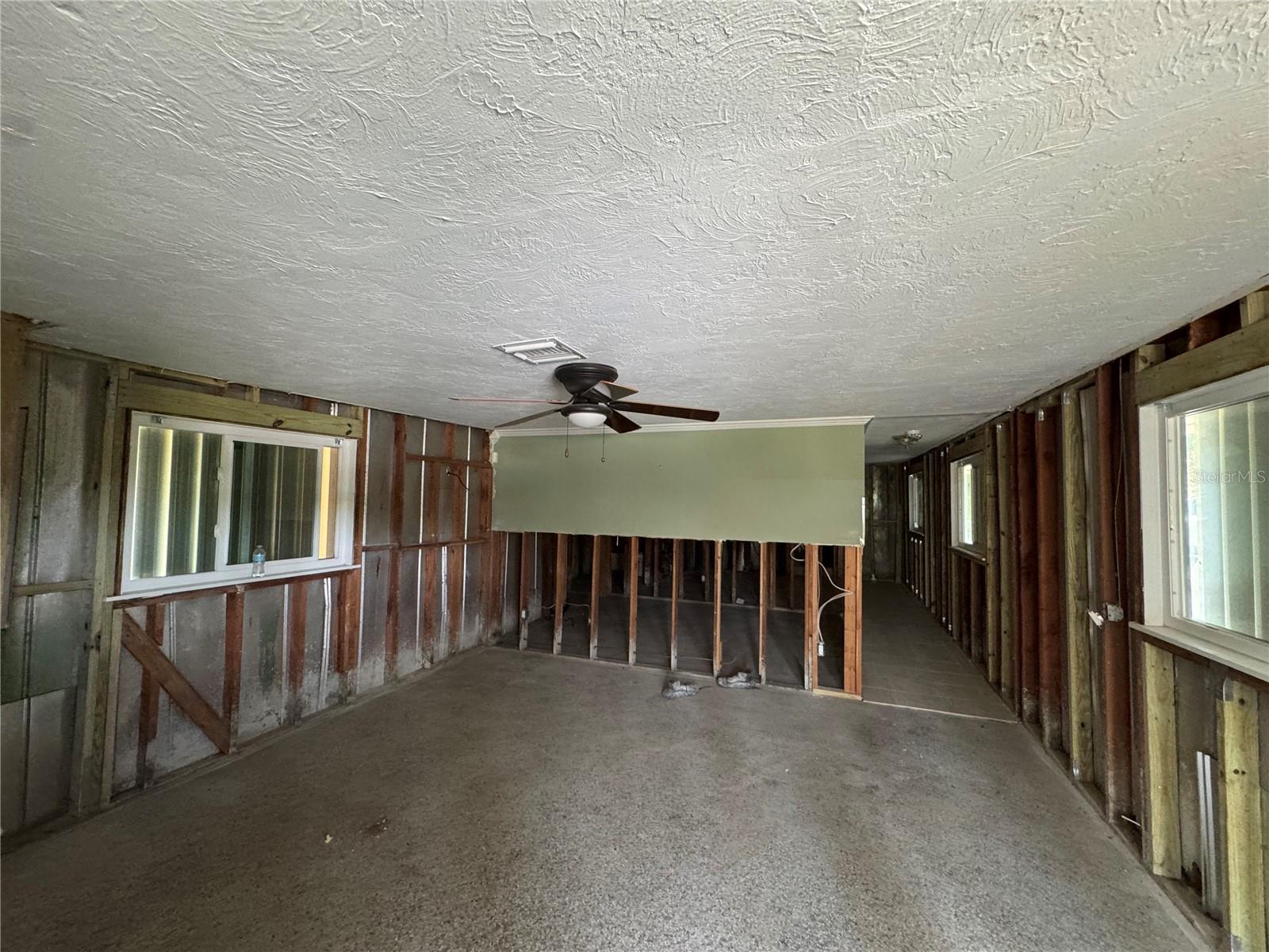 432 TAMPA RD, PALM HARBOR, FL, 34683