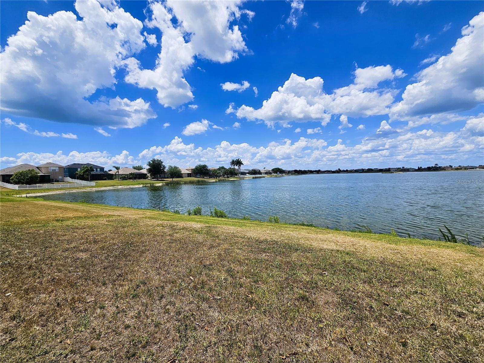 1824 MIRA LAGO CIR, RUSKIN, FL, 33570