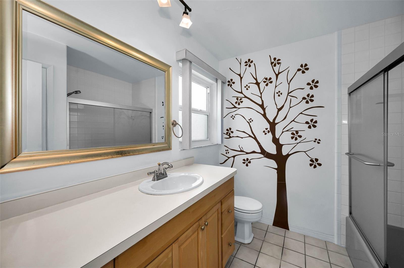 9083 BRIARWOOD DR, SEMINOLE, FL, 33772