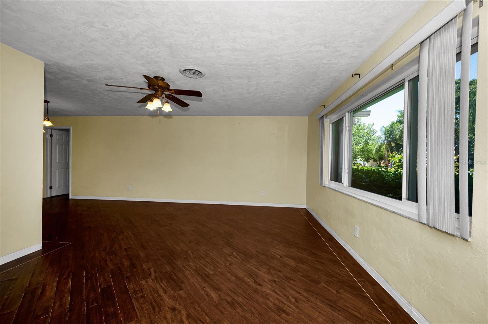 9083 BRIARWOOD DR, SEMINOLE, FL, 33772