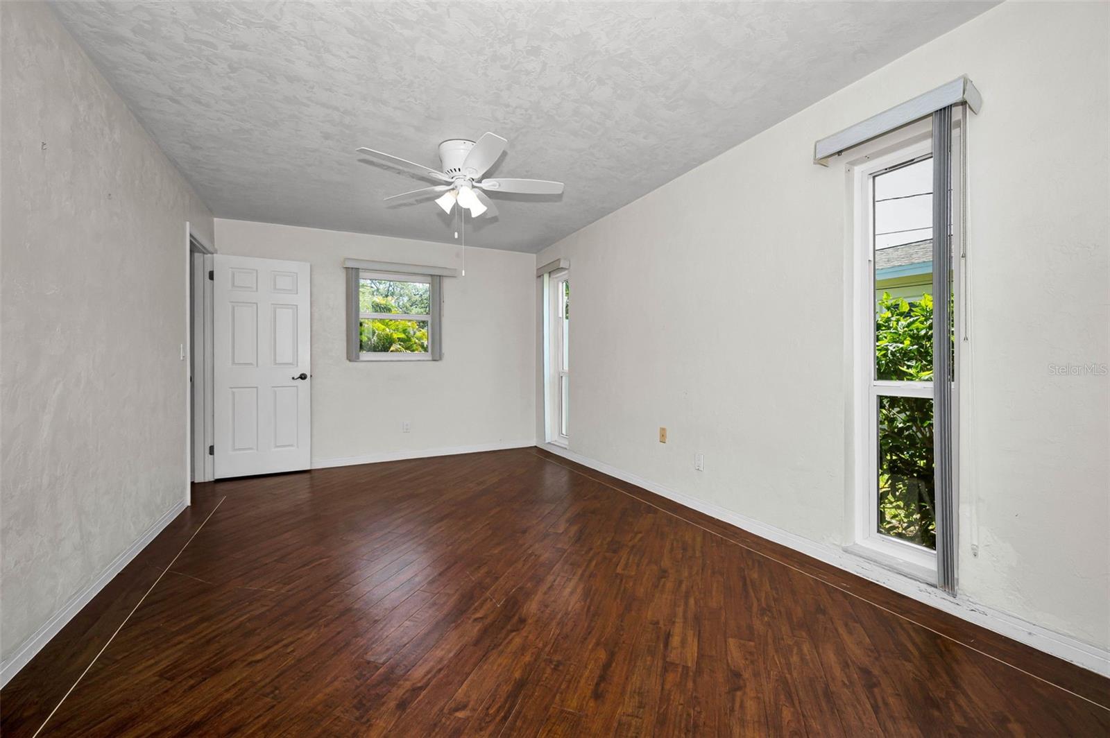 9083 BRIARWOOD DR, SEMINOLE, FL, 33772