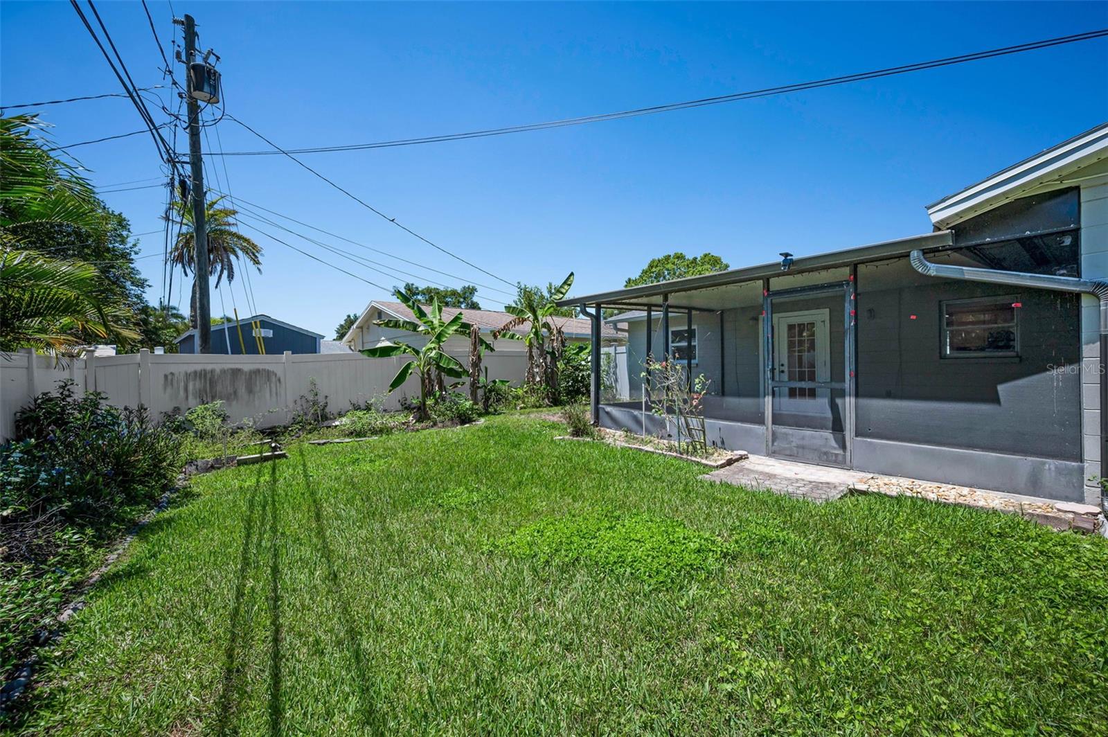 9083 BRIARWOOD DR, SEMINOLE, FL, 33772