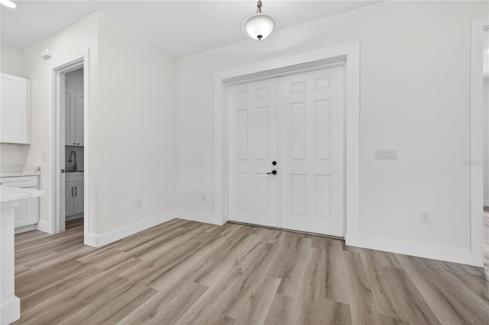 12462 DEEPWOODS AVE, PORT CHARLOTTE, FL, 33981