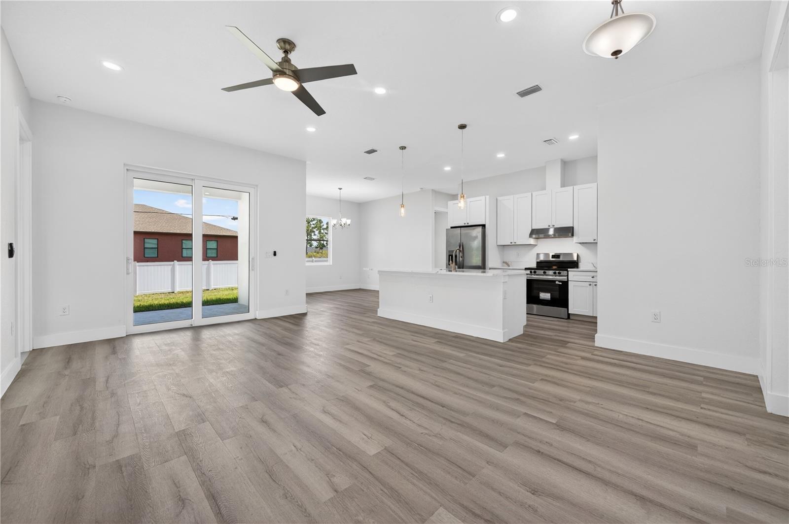 12462 DEEPWOODS AVE, PORT CHARLOTTE, FL, 33981