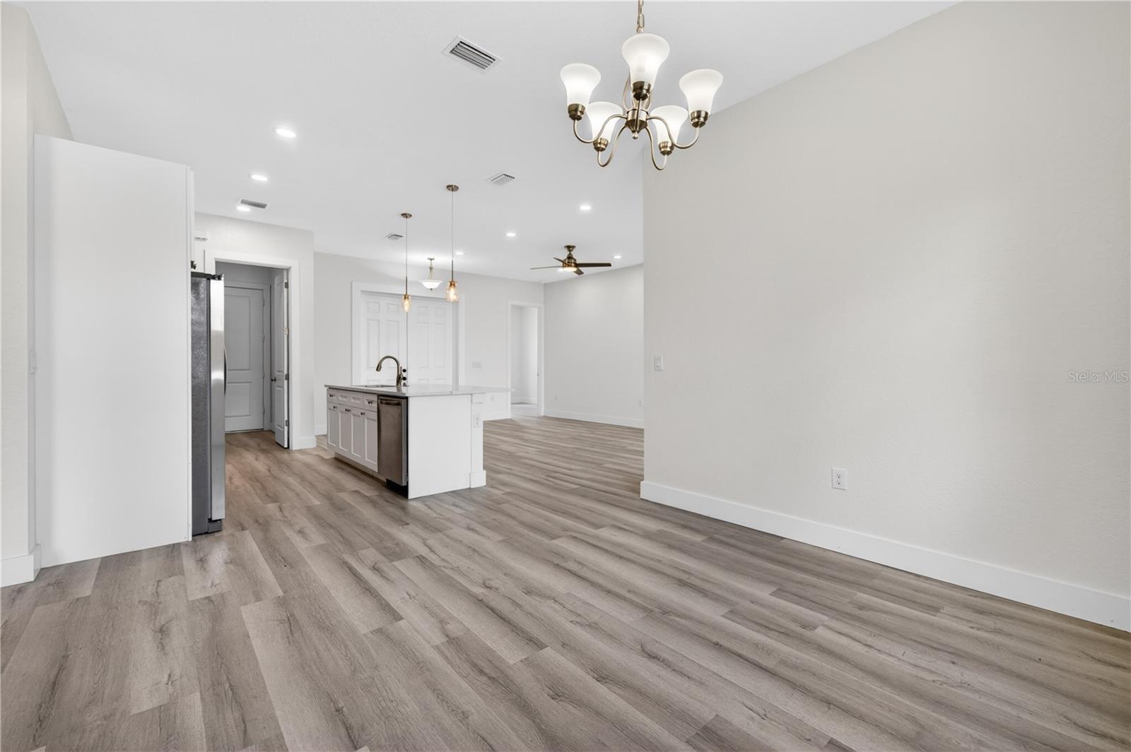12462 DEEPWOODS AVE, PORT CHARLOTTE, FL, 33981