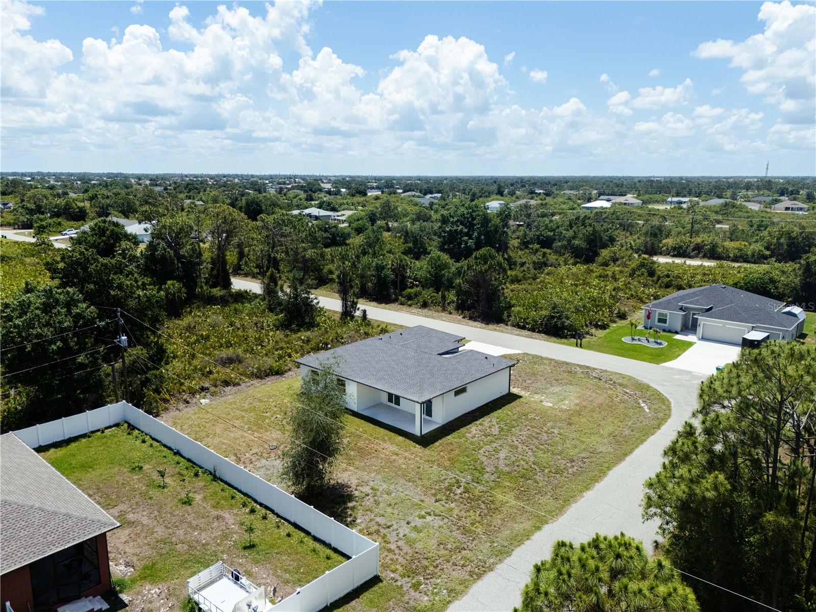 12462 DEEPWOODS AVE, PORT CHARLOTTE, FL, 33981