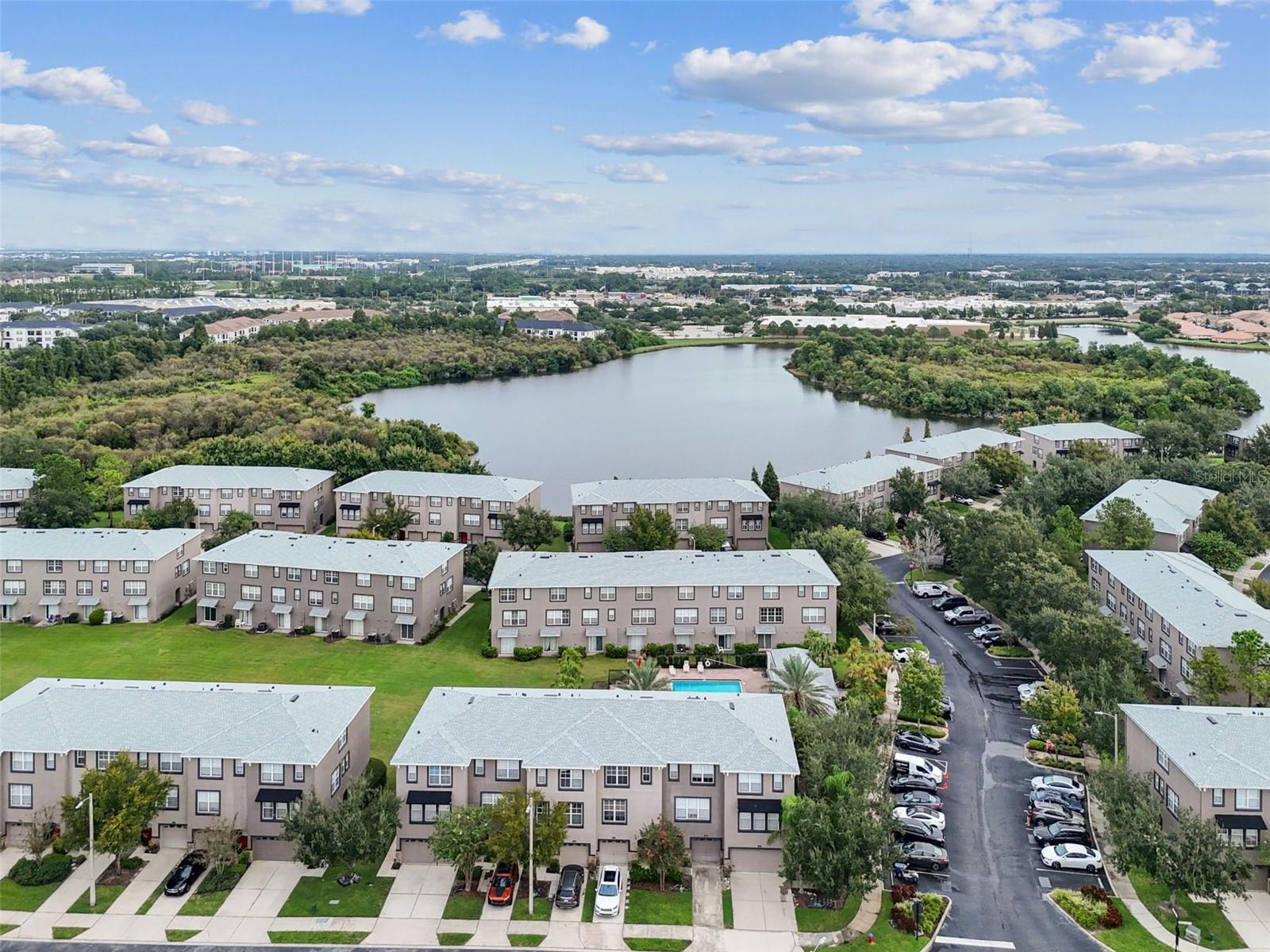 2503 MIDDLETON GROVE DR, BRANDON, FL, 33511