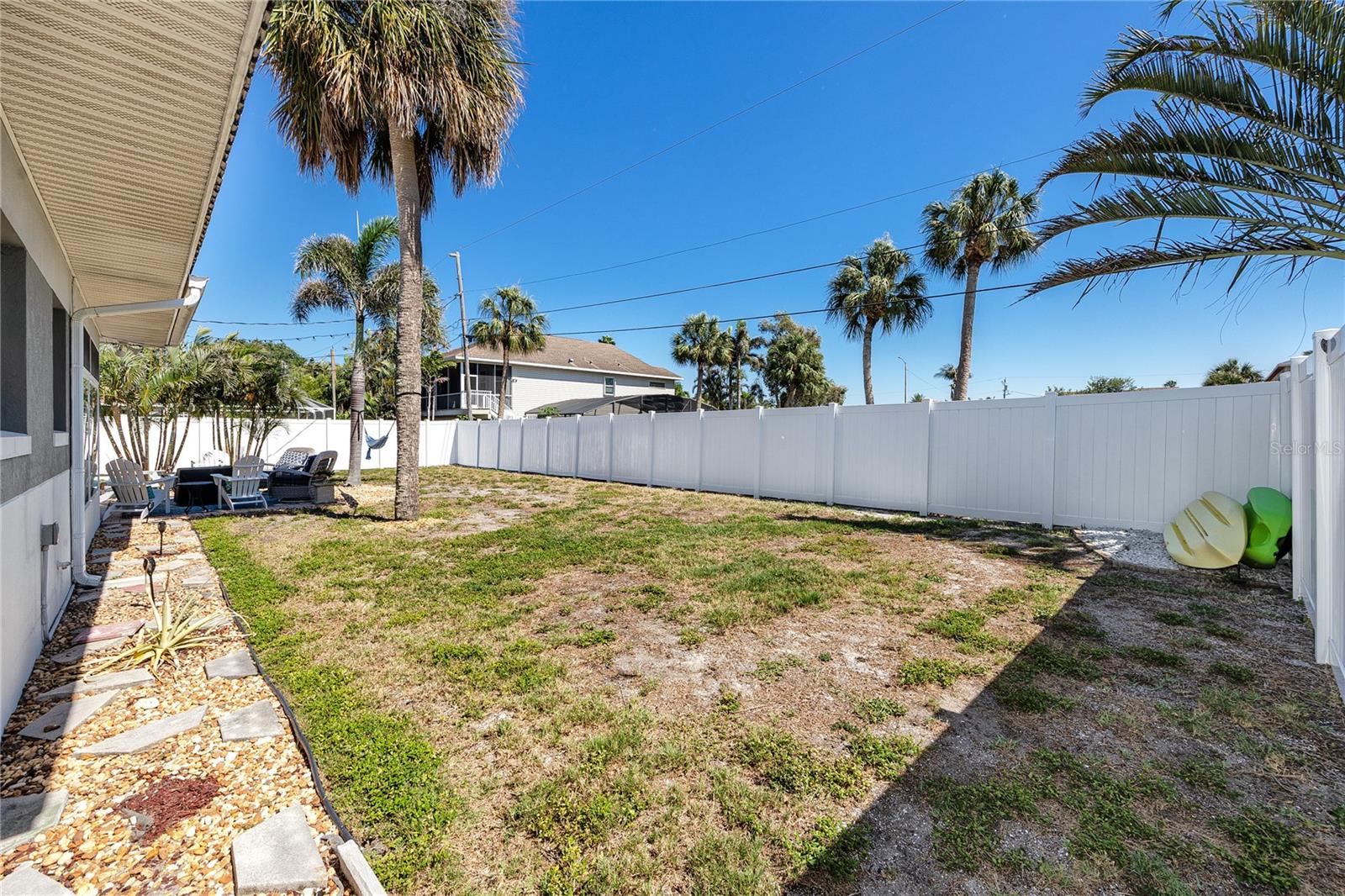 106 19TH ST, BELLEAIR BEACH, FL, 33786