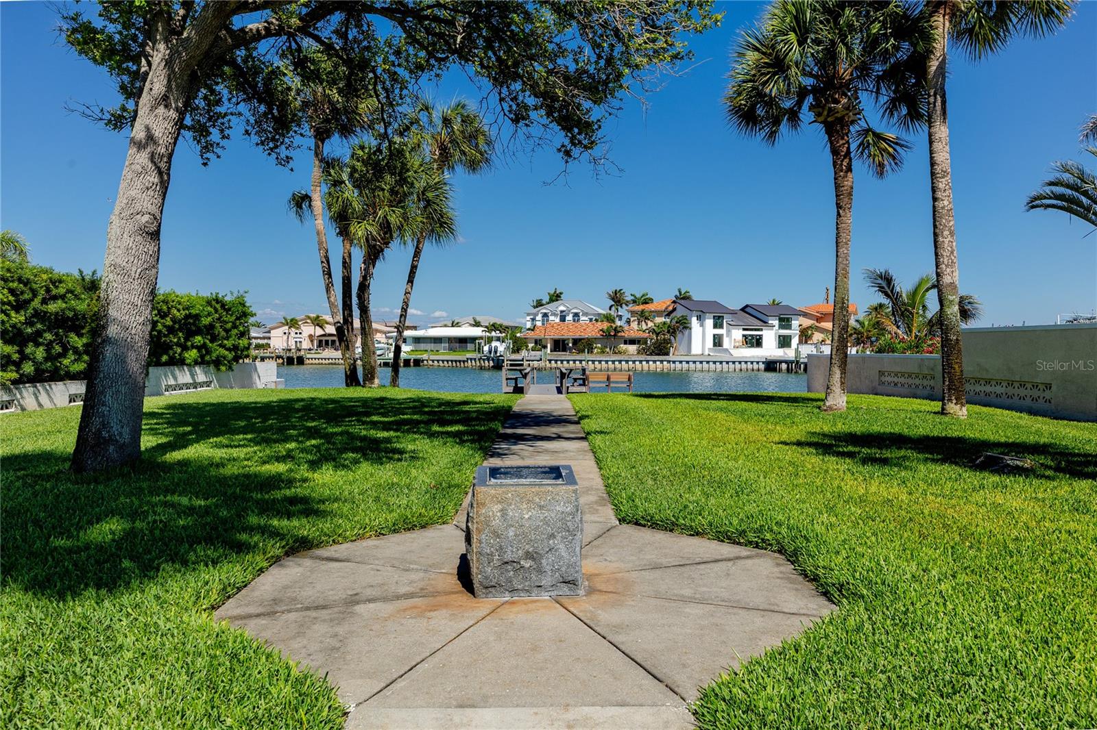 106 19TH ST, BELLEAIR BEACH, FL, 33786