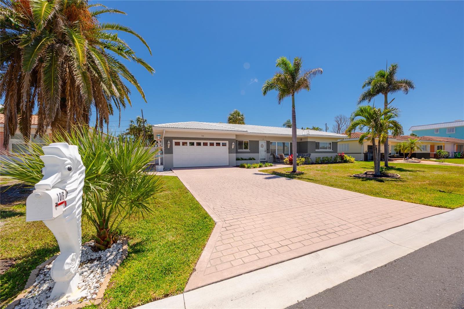 106 19TH ST, BELLEAIR BEACH, FL, 33786