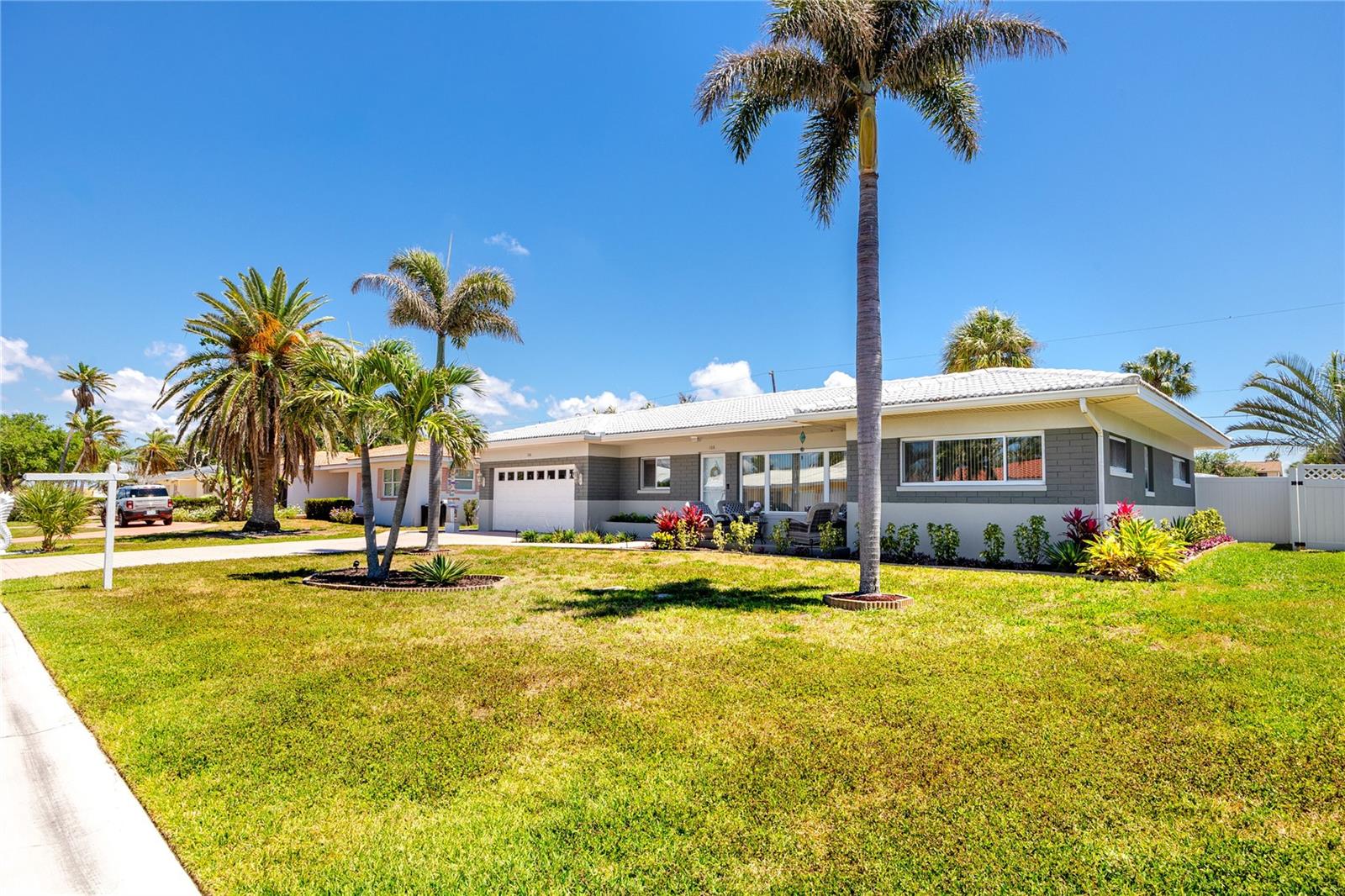 106 19TH ST, BELLEAIR BEACH, FL, 33786