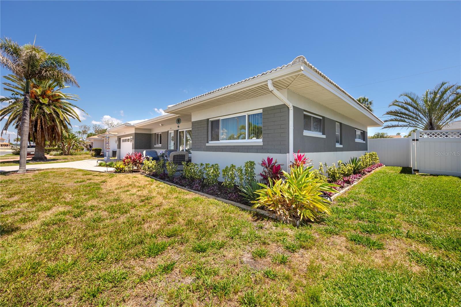 106 19TH ST, BELLEAIR BEACH, FL, 33786