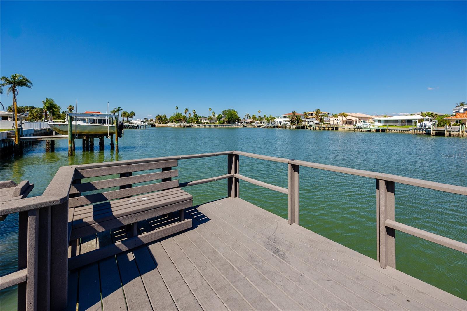 106 19TH ST, BELLEAIR BEACH, FL, 33786