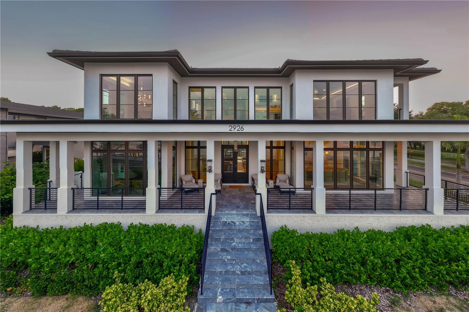 2926 COFFEE POT BLVD NE, ST PETERSBURG, FL, 33704