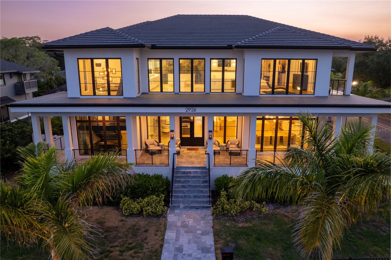 2926 COFFEE POT BLVD NE, ST PETERSBURG, FL, 33704