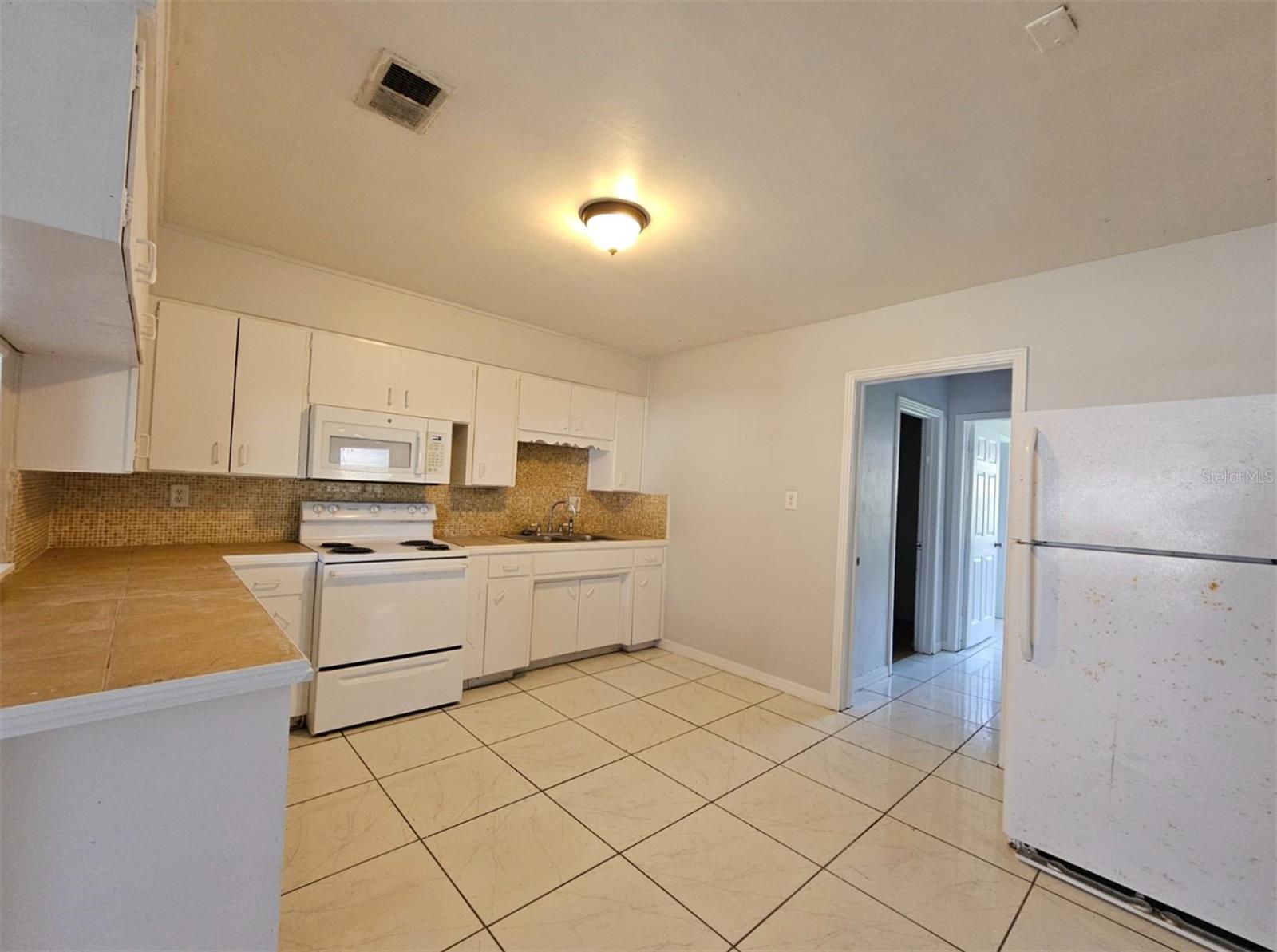 2721 DOYLE CIR, LAKELAND, FL, 33801