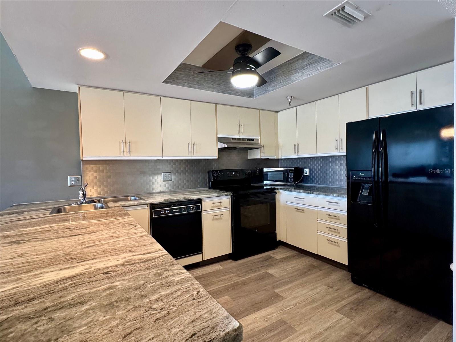 4510 EL CONQUISTADOR PKWY #204, BRADENTON, FL, 34210