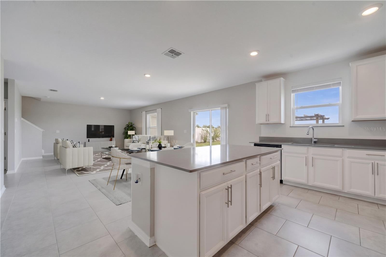 552 SILVER PALM DR, HAINES CITY, FL, 33844