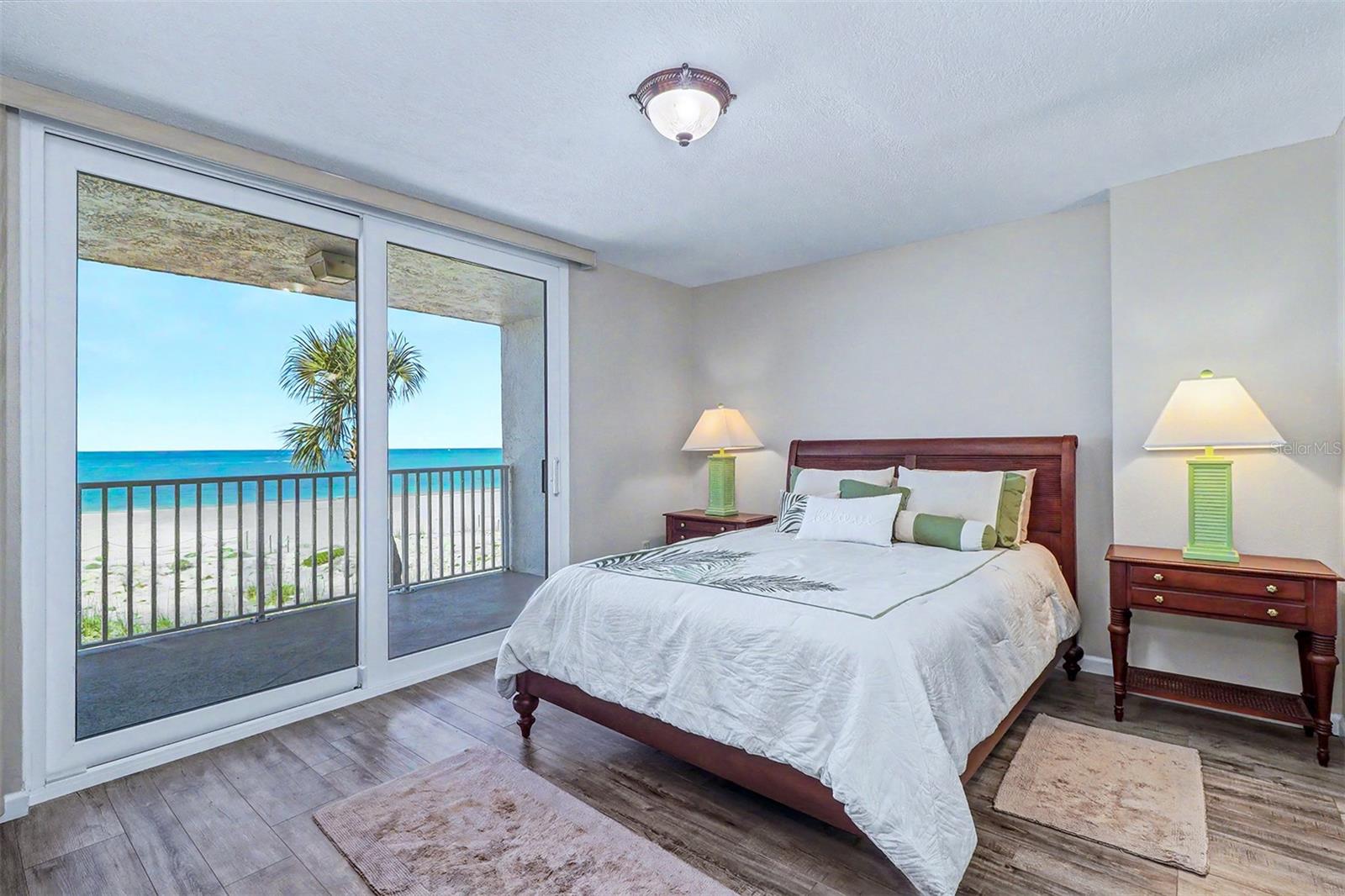 13336 GULF BLVD #204, MADEIRA BEACH, FL, 33708