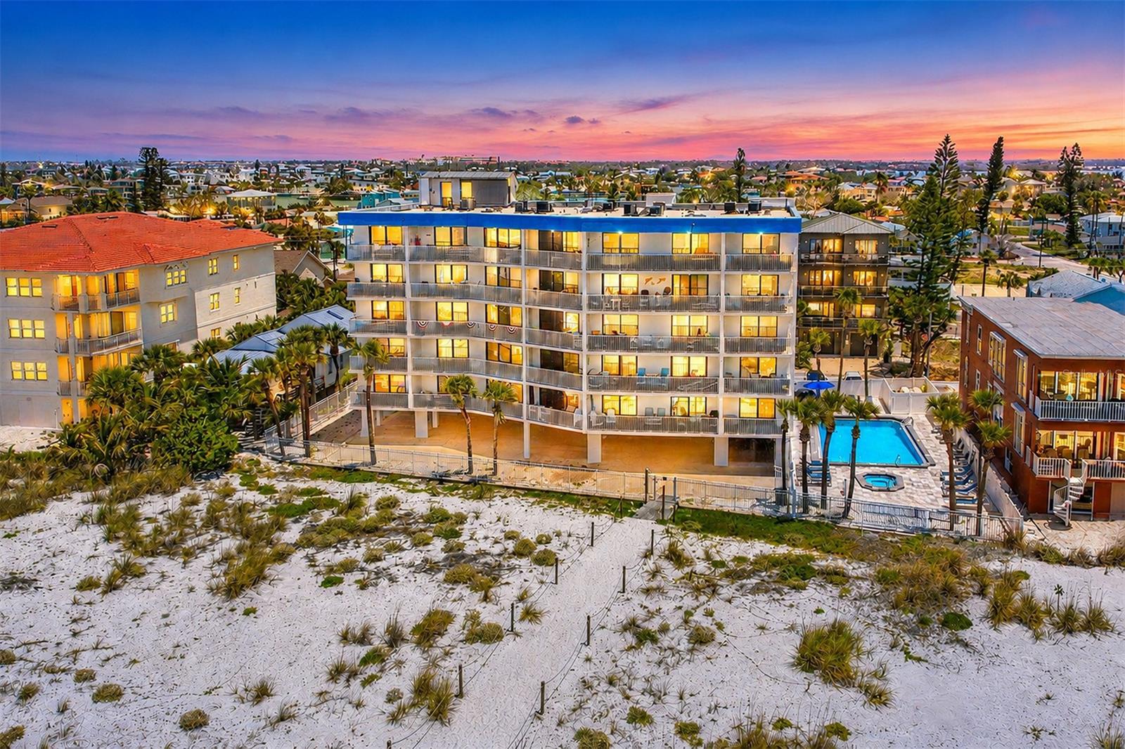 13336 GULF BLVD #204, MADEIRA BEACH, FL, 33708