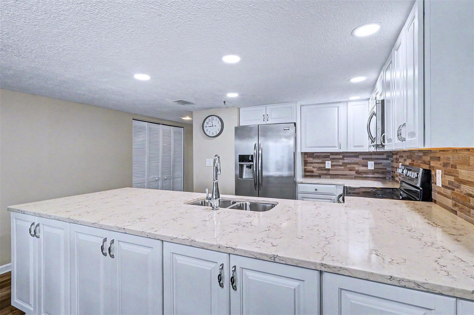 13336 GULF BLVD #204, MADEIRA BEACH, FL, 33708