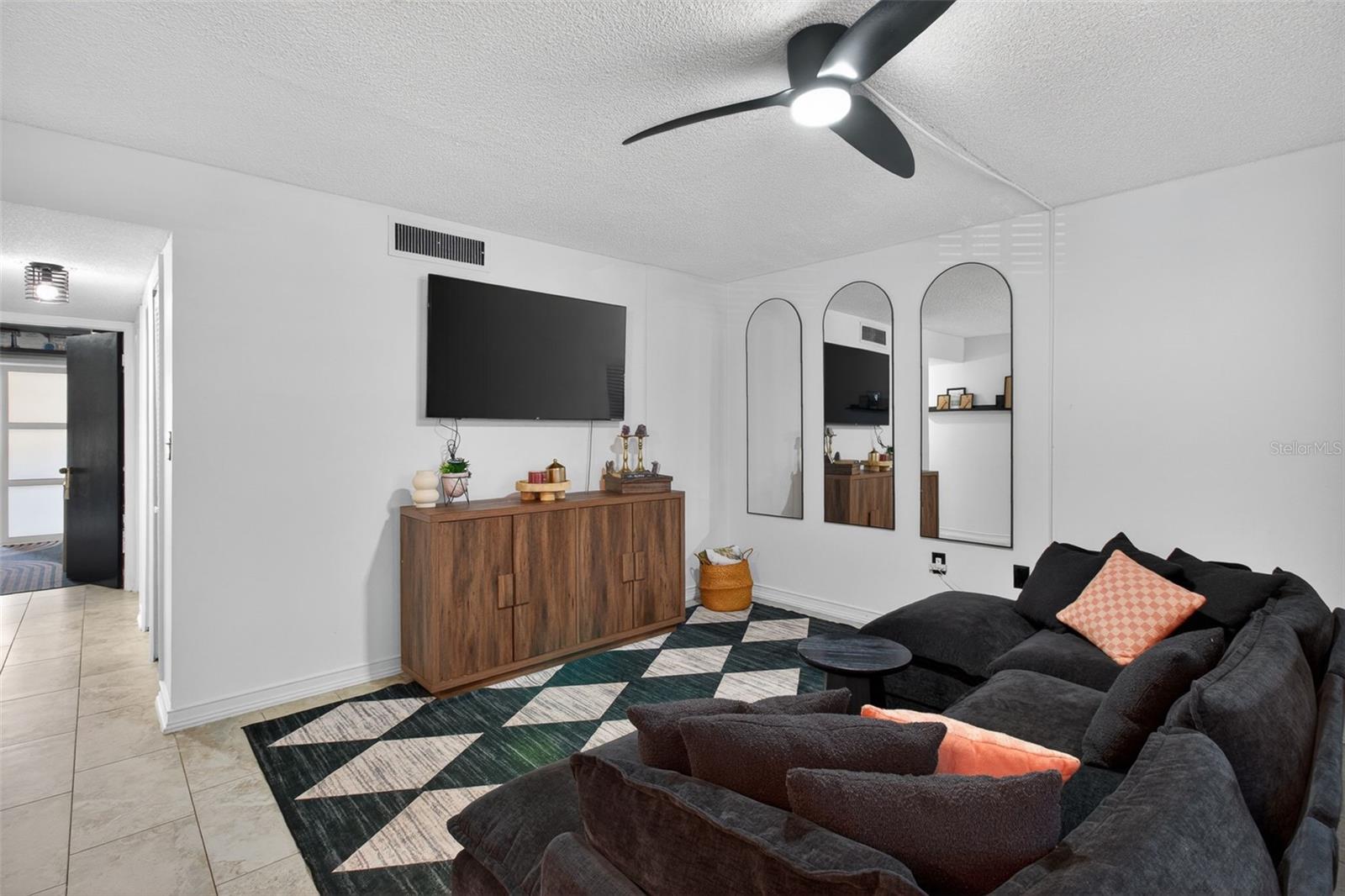 6370 1ST ST N #202, ST PETERSBURG, FL, 33702