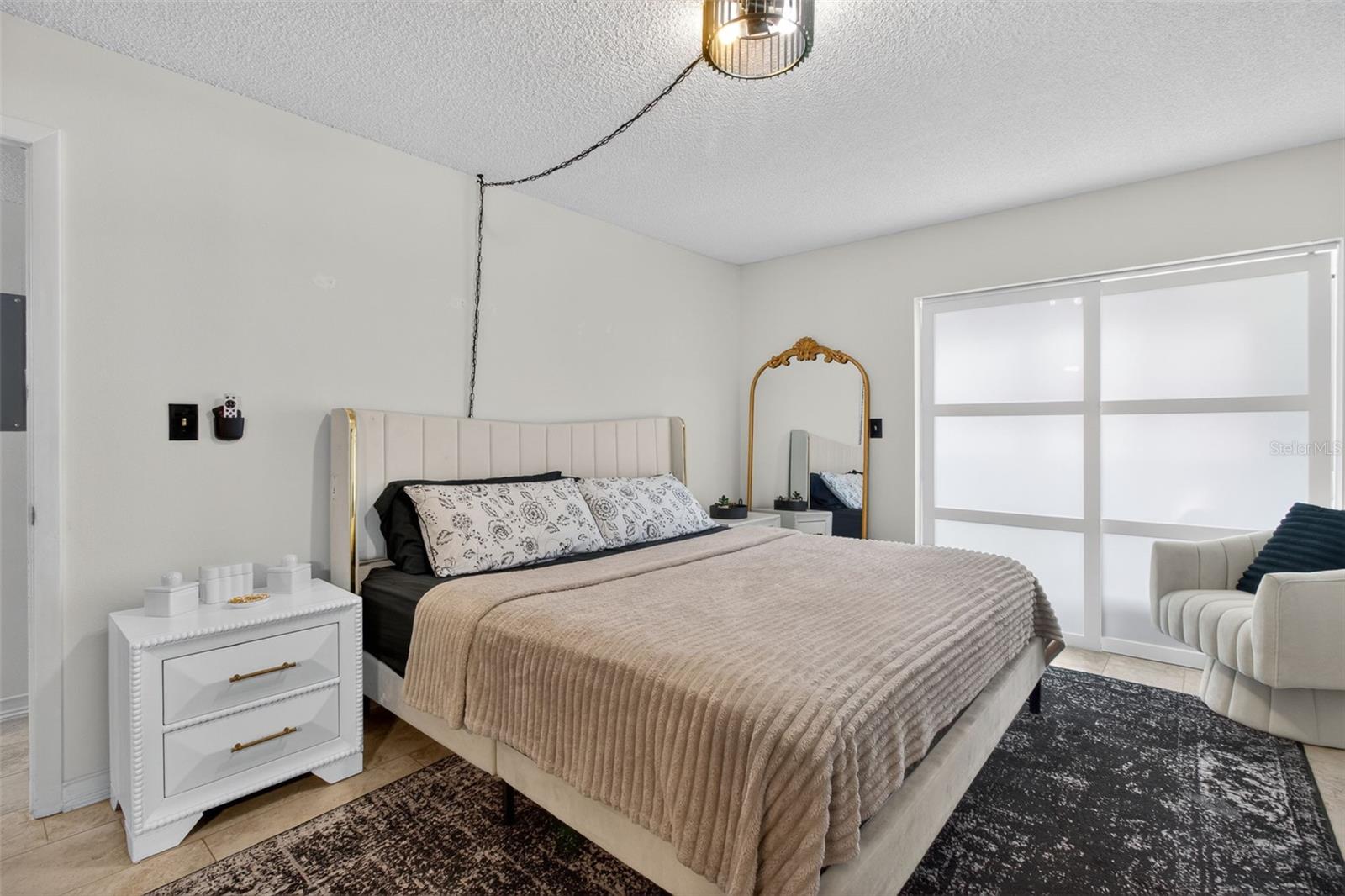 6370 1ST ST N #202, ST PETERSBURG, FL, 33702