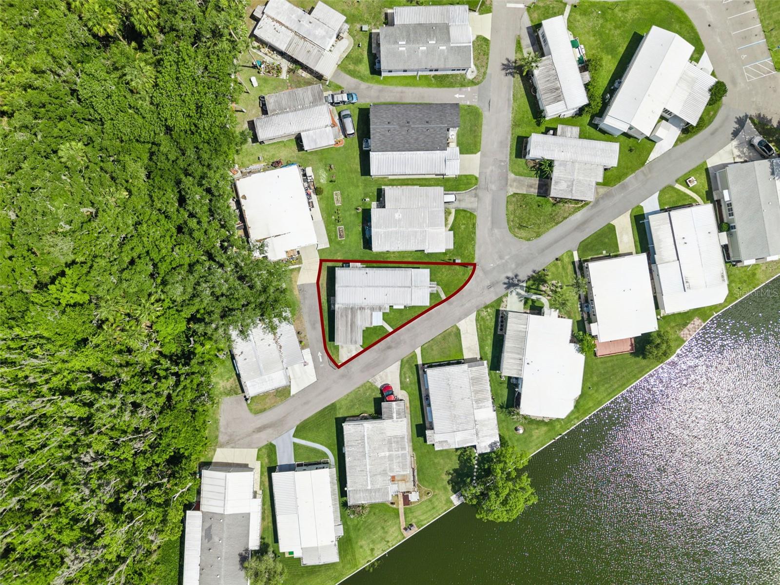 13 COCOS PLUMOSA DR #B, EUSTIS, FL, 32726