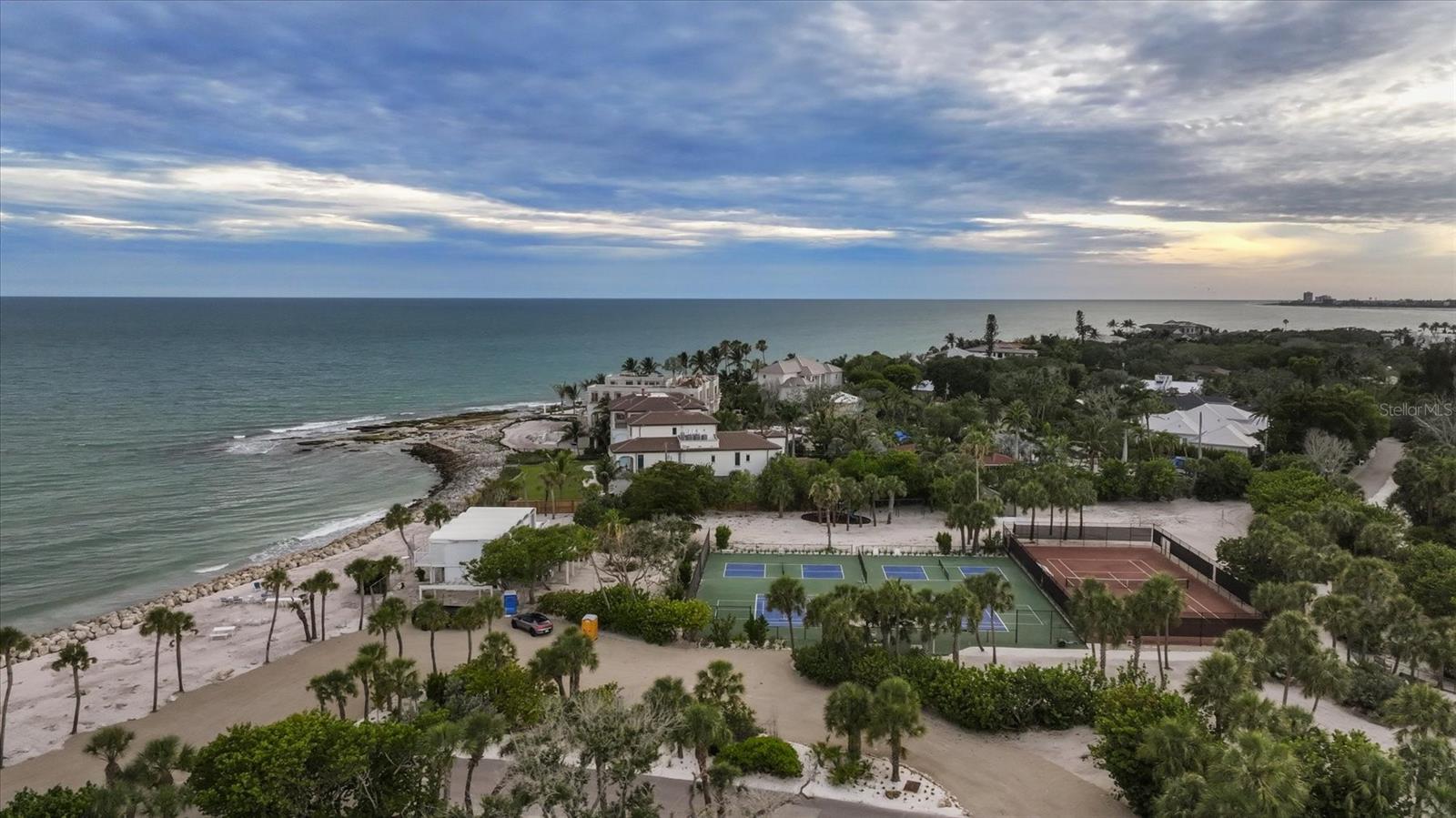 7723 SANDERLING RD, SARASOTA, FL, 34242