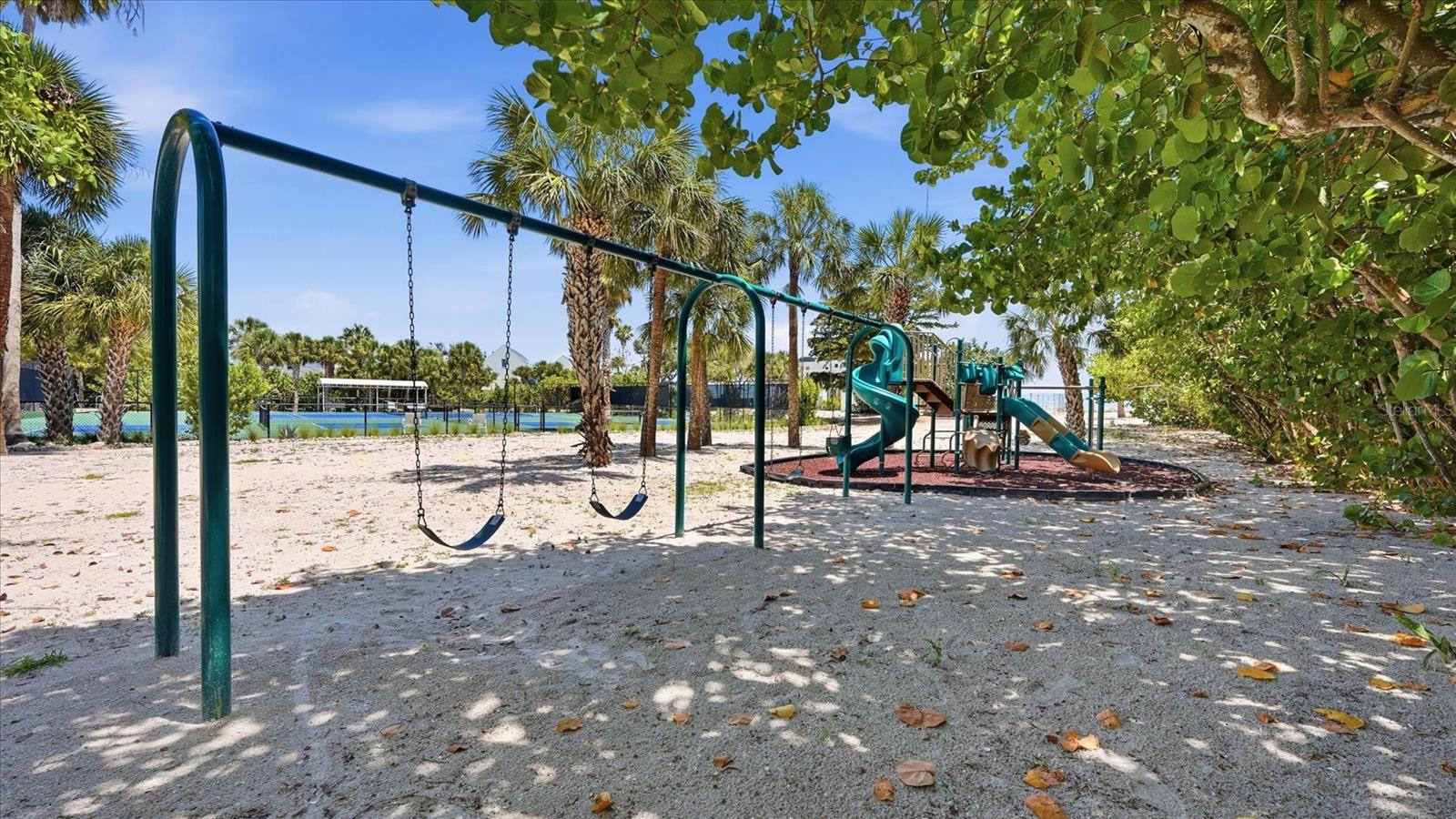 7723 SANDERLING RD, SARASOTA, FL, 34242