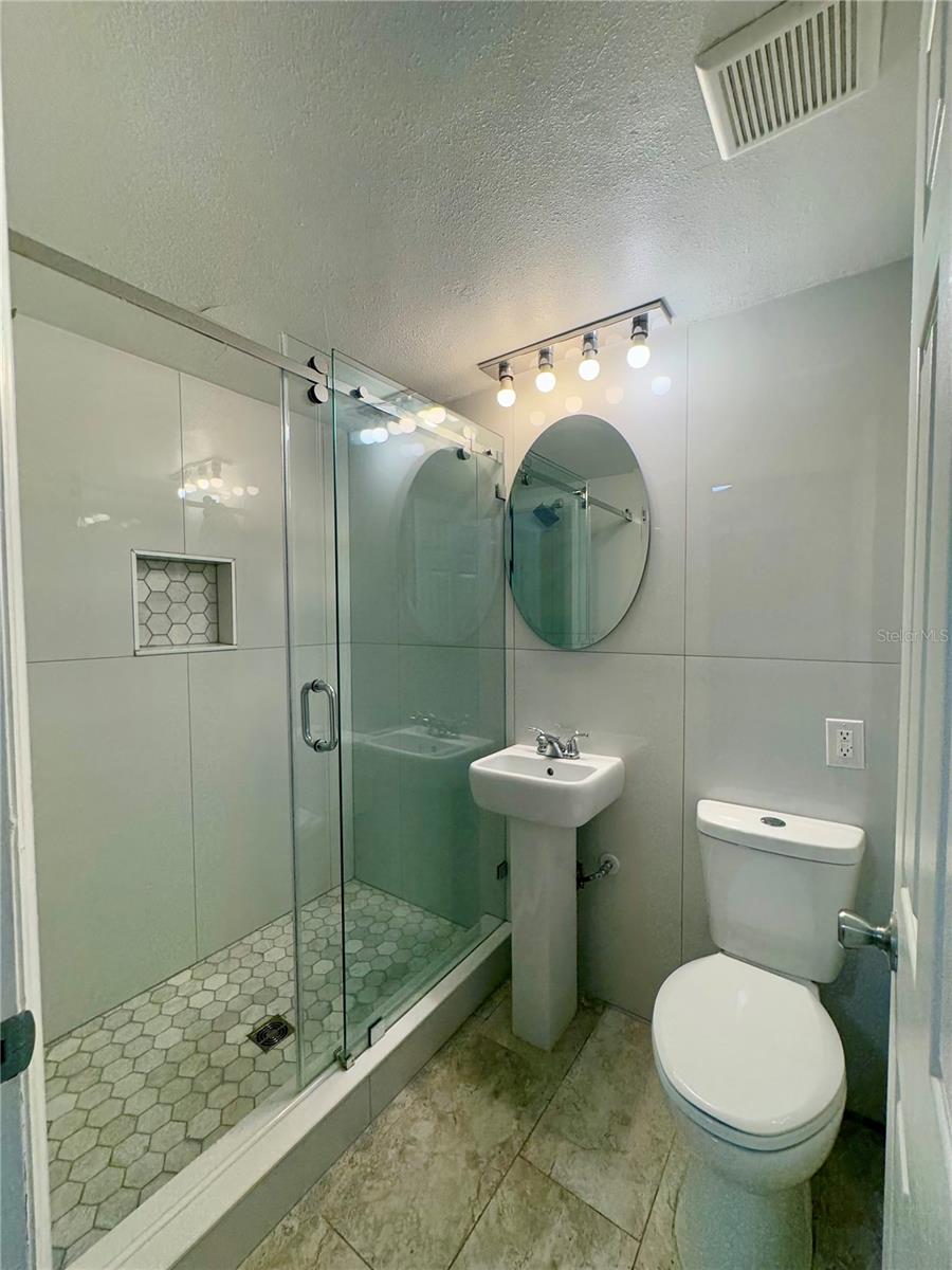 1921 DR MARTIN LUTHER KING JR ST N, ST PETERSBURG, FL, 33704