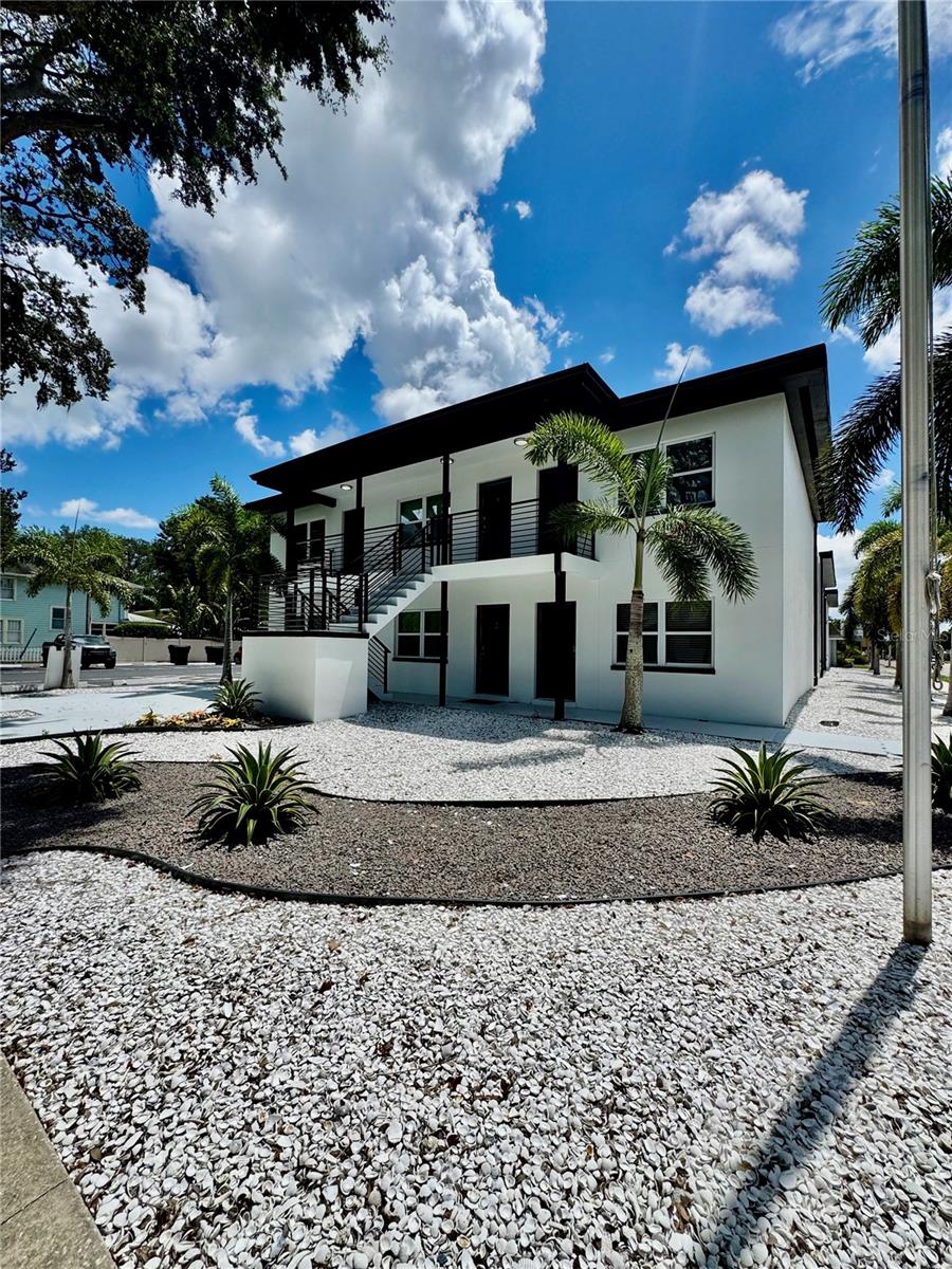 1921 DR MARTIN LUTHER KING JR ST N, ST PETERSBURG, FL, 33704