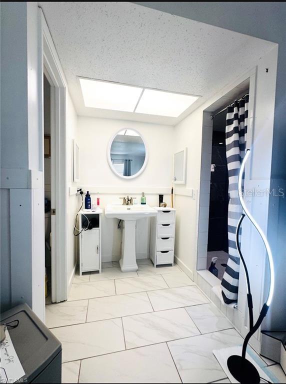 710 AQUI ESTA DR, PUNTA GORDA, FL, 33950