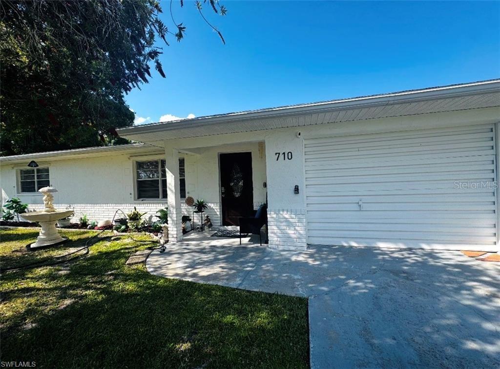710 AQUI ESTA DR, PUNTA GORDA, FL, 33950
