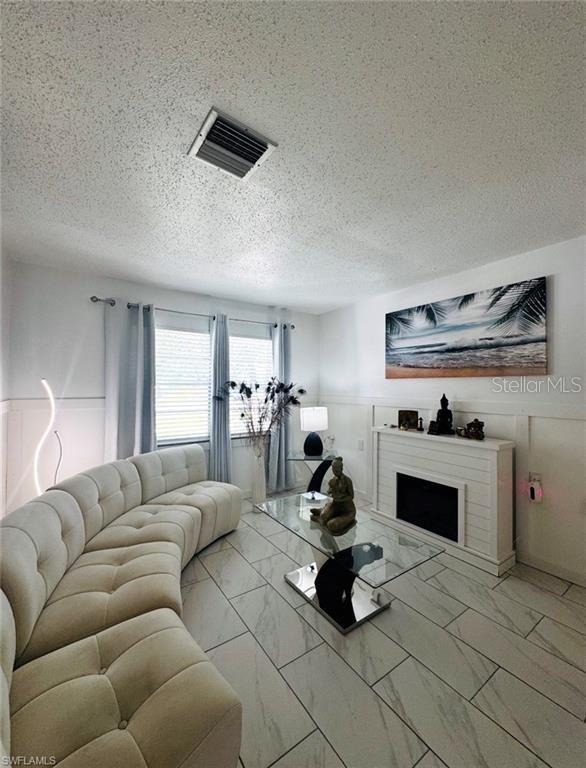 710 AQUI ESTA DR, PUNTA GORDA, FL, 33950