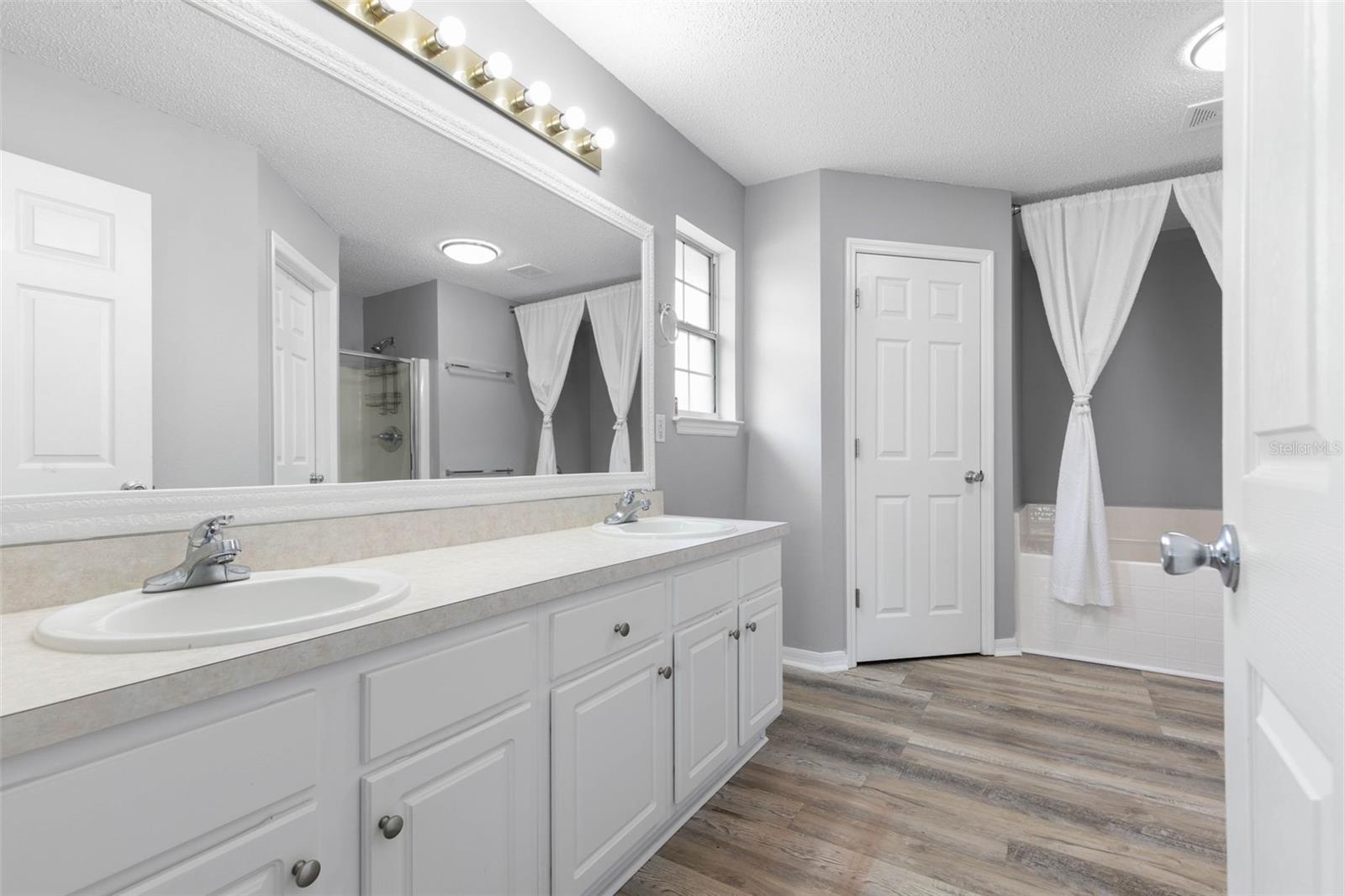 34 FOREST GROVE DR, PALM COAST, FL, 32137