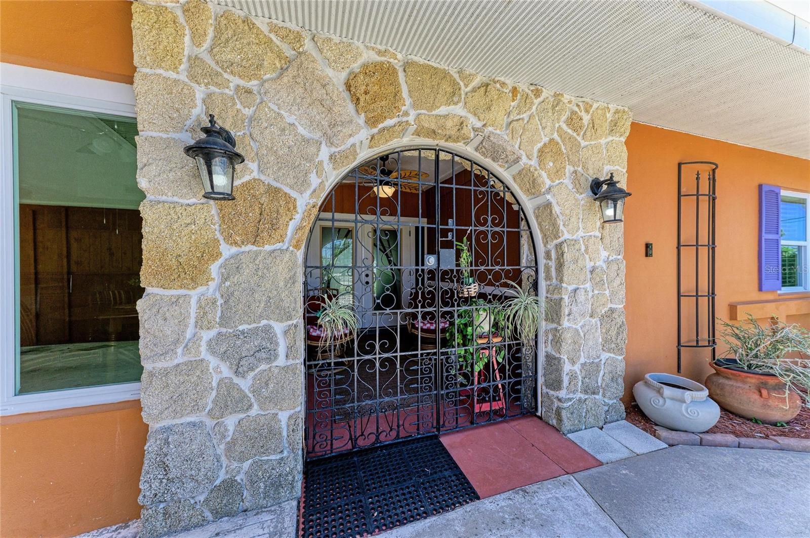 2486 CONWAY BLVD, PORT CHARLOTTE, FL, 33952