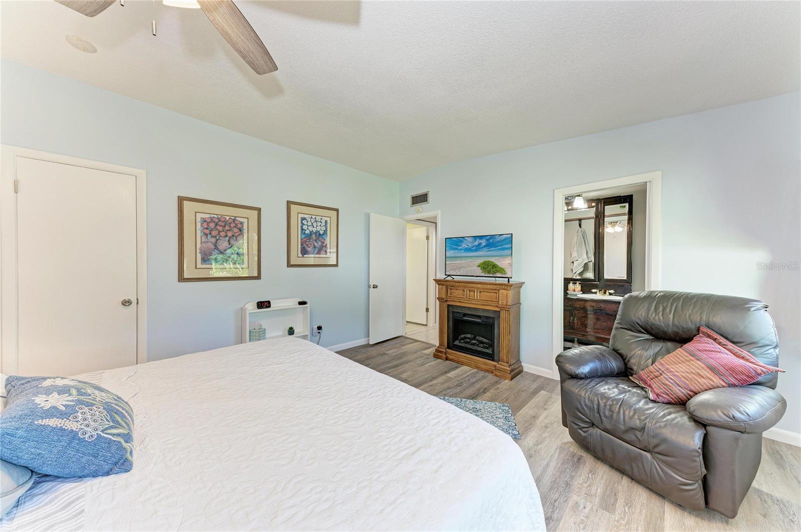 2486 CONWAY BLVD, PORT CHARLOTTE, FL, 33952