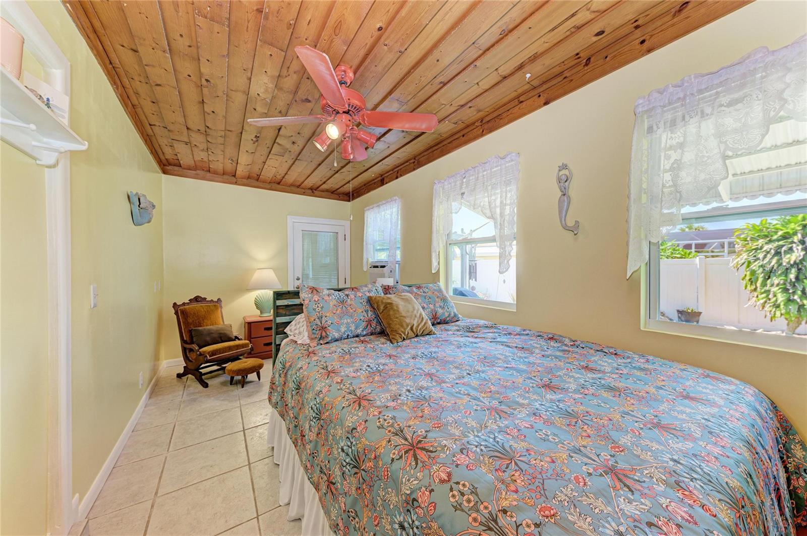 2486 CONWAY BLVD, PORT CHARLOTTE, FL, 33952