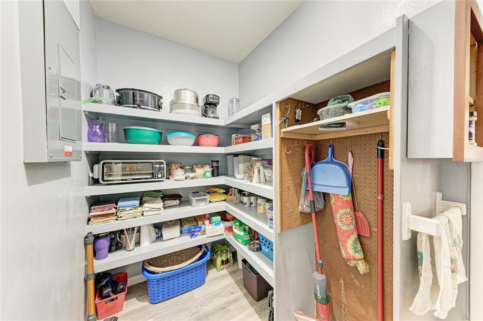 2486 CONWAY BLVD, PORT CHARLOTTE, FL, 33952