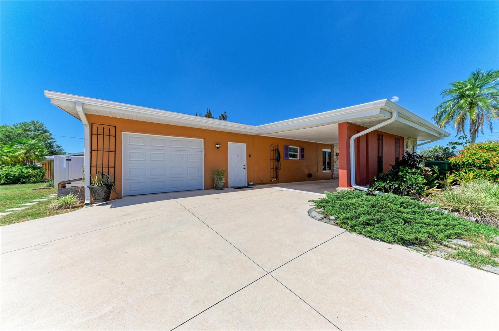 2486 CONWAY BLVD, PORT CHARLOTTE, FL, 33952