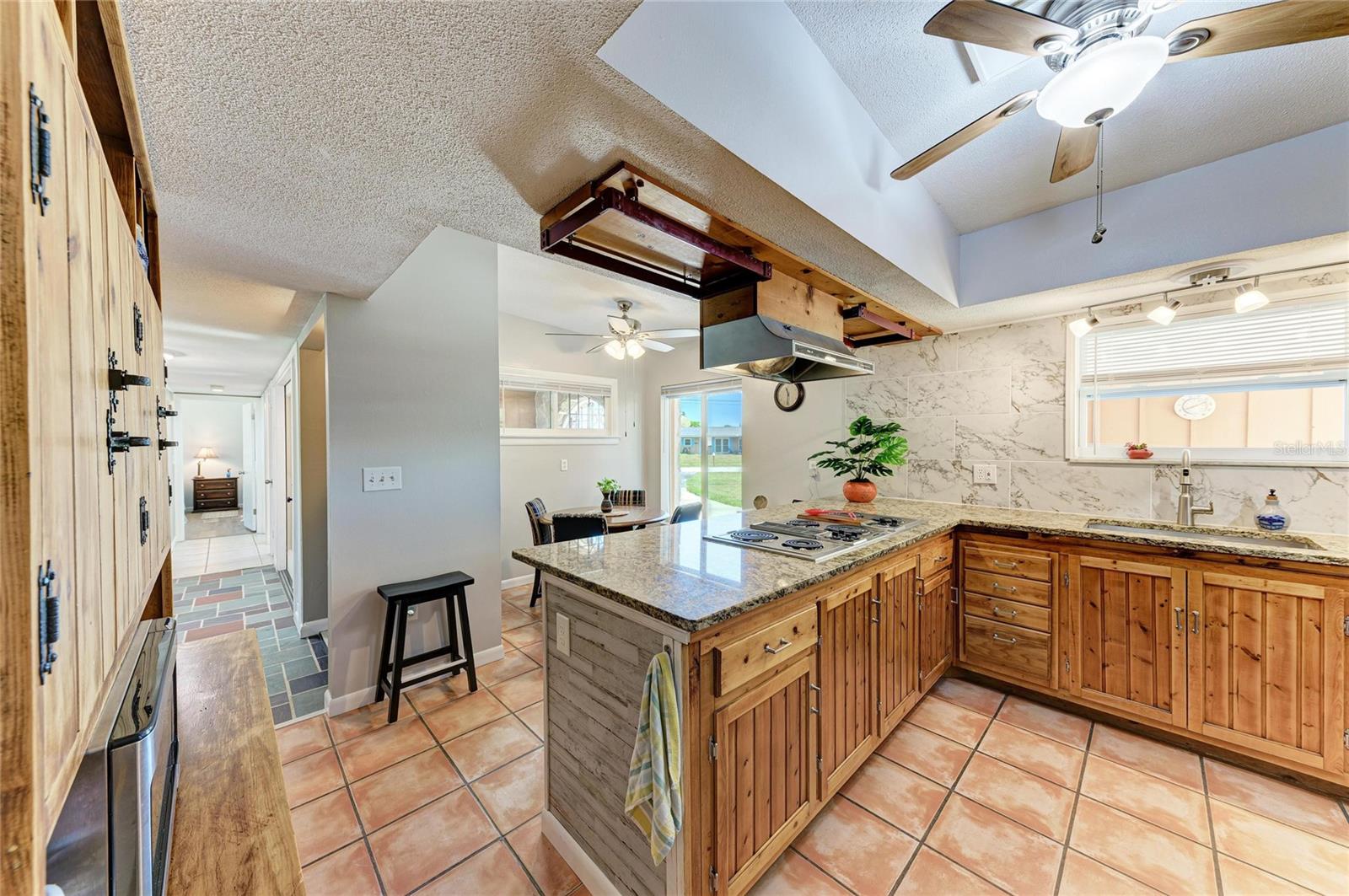 2486 CONWAY BLVD, PORT CHARLOTTE, FL, 33952