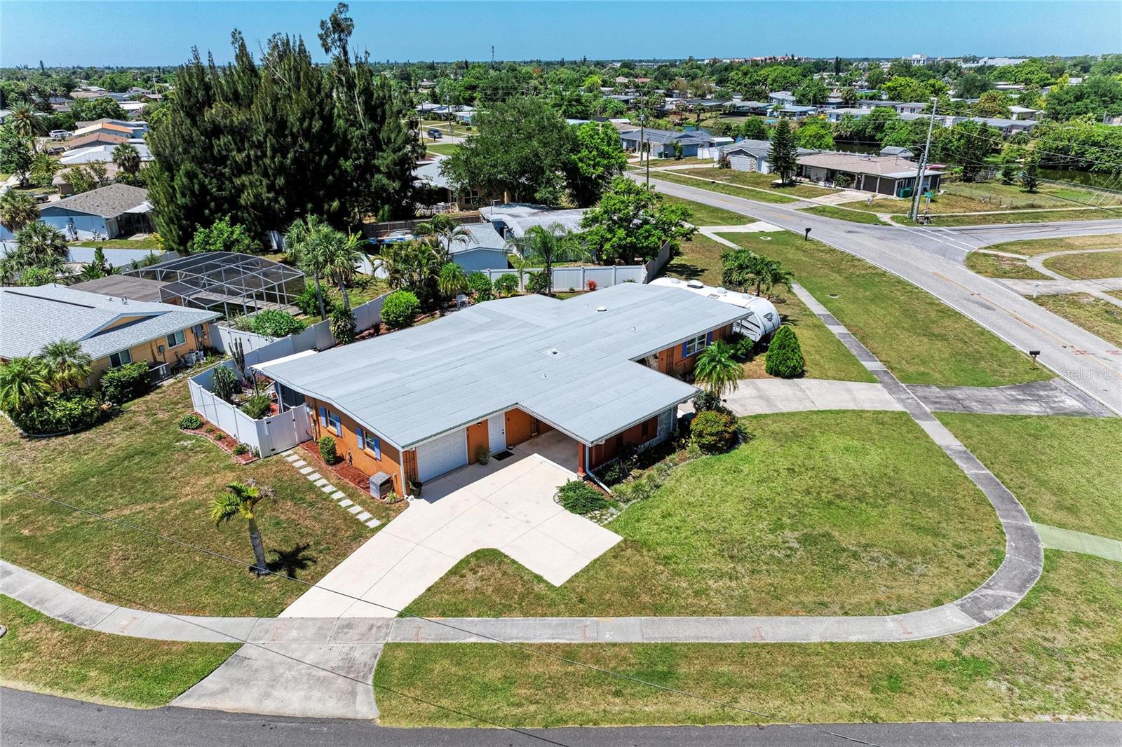 2486 CONWAY BLVD, PORT CHARLOTTE, FL, 33952