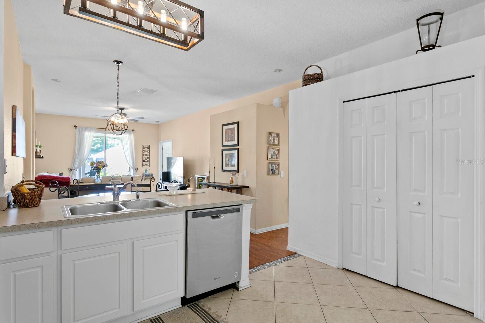 14316 SKY FLOWER LN, TAMPA, FL, 33626