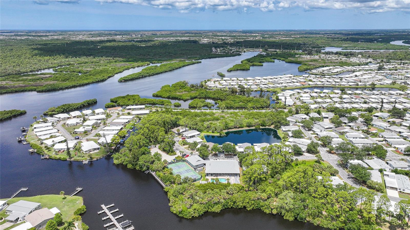 600 WOODWYN CT, NORTH PORT, FL, 34287