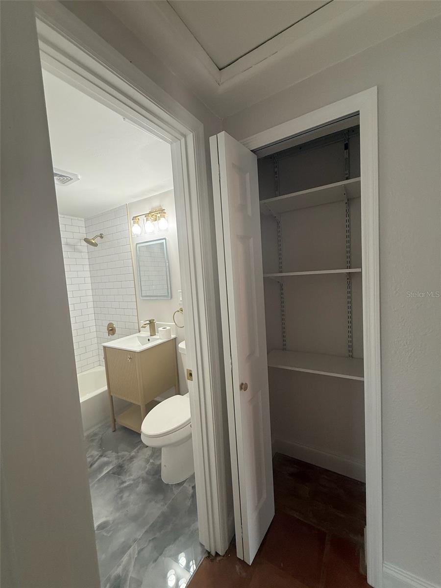 127 DEBARY DR, DEBARY, FL, 32713