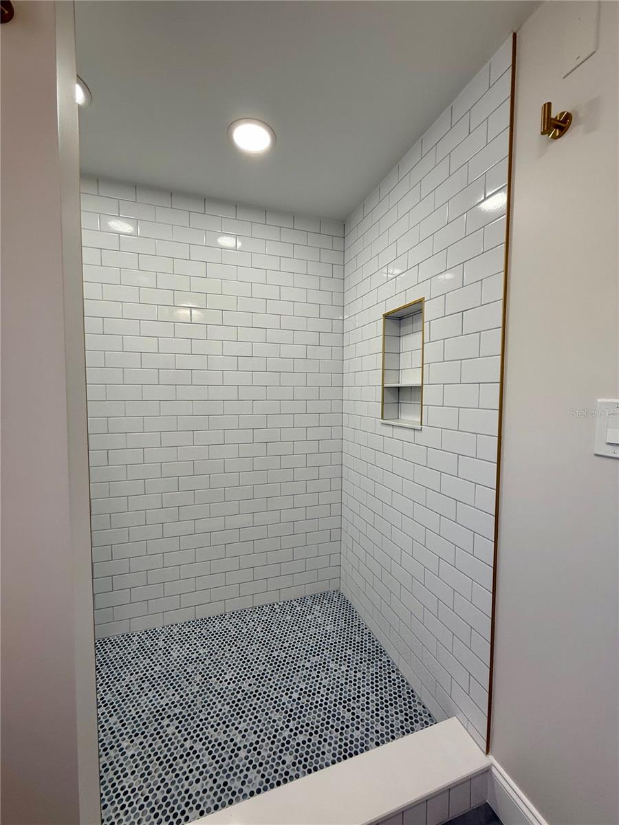 127 DEBARY DR, DEBARY, FL, 32713