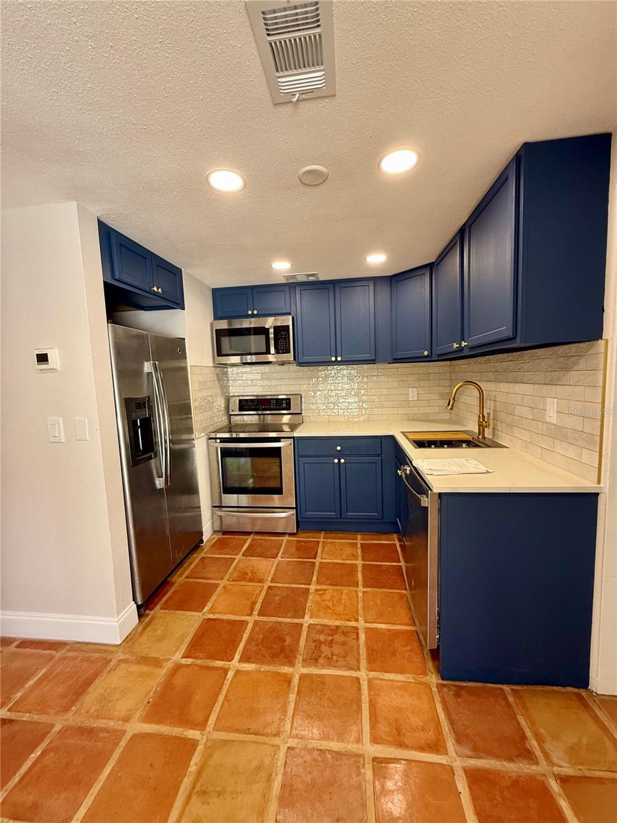 127 DEBARY DR, DEBARY, FL, 32713