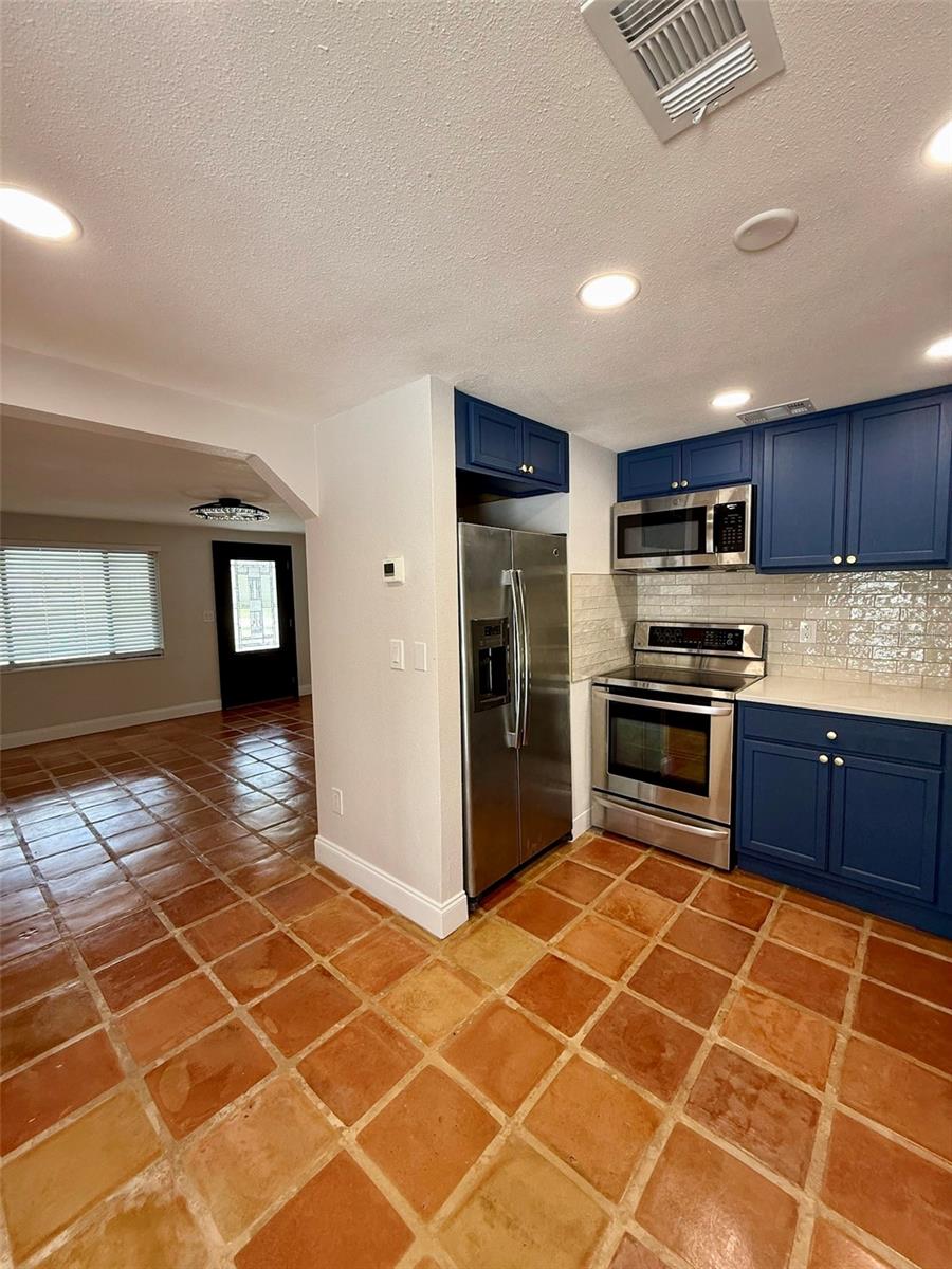 127 DEBARY DR, DEBARY, FL, 32713